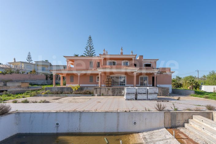 Image No.5-3 Bed House for sale