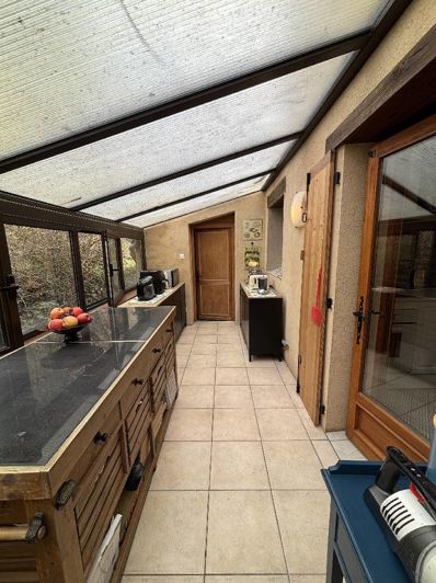 Image No.11-3 Bed House for sale