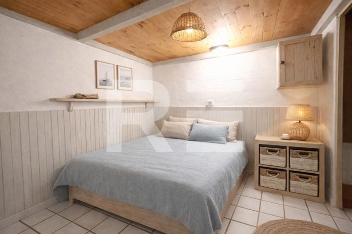 Image No.5-2 Bed House for sale