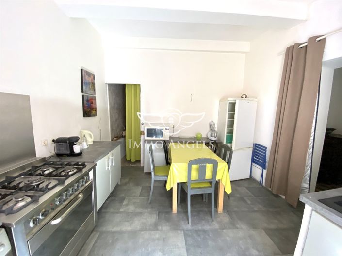 Image No.3-6 Bed House for sale