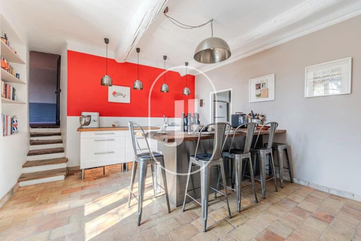 Image No.4-5 Bed House for sale