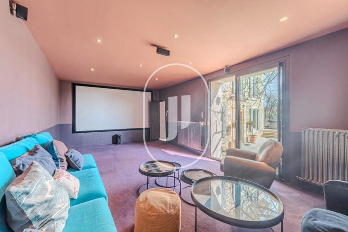 Image No.5-5 Bed House for sale