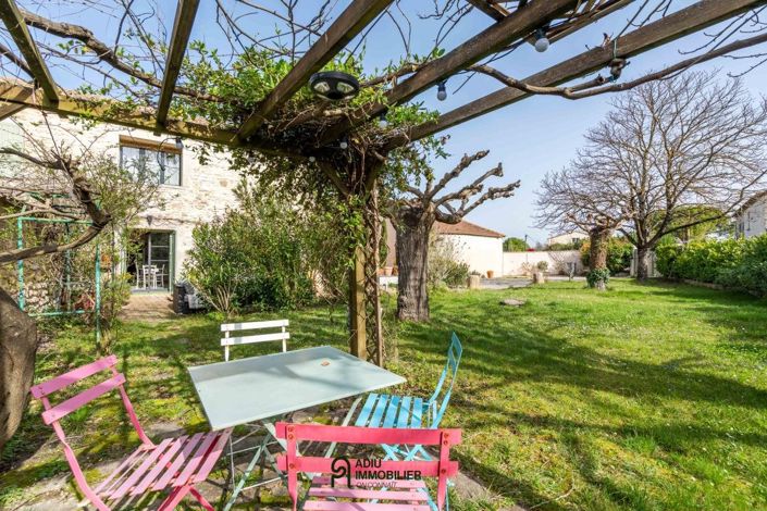 Image No.16-4 Bed House for sale