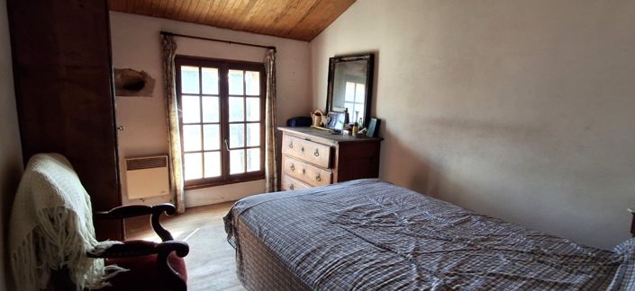 Image No.11-7 Bed House for sale