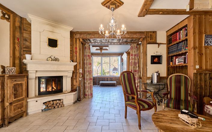 Image No.9-5 Bed House for sale
