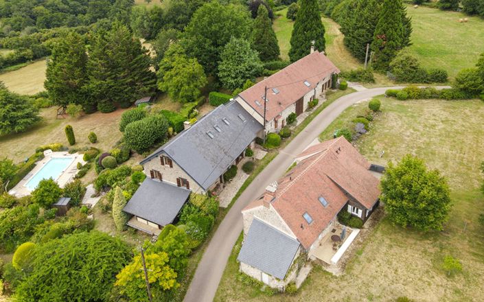 Image No.6-Maison de 14 chambres à vendre à Saint-Martin-du-Puy