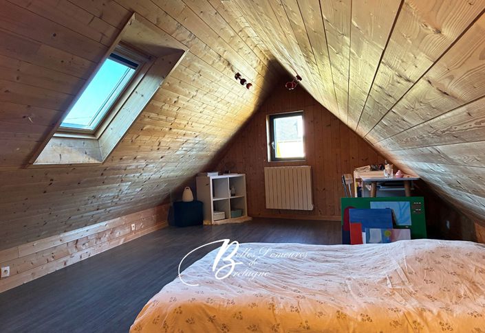 Image No.11-7 Bed House for sale