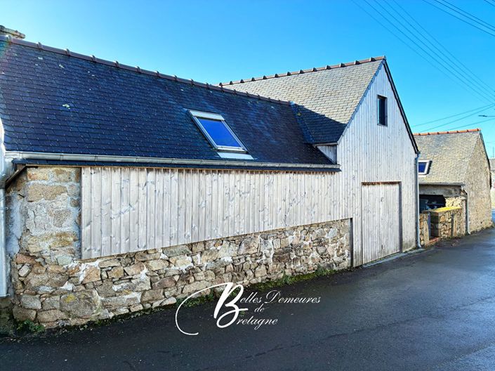 Image No.20-7 Bed House for sale