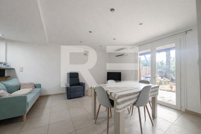 Image No.3-2 Bed House for sale