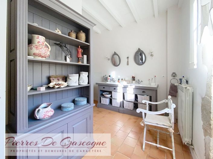 Image No.16-3 Bed House for sale