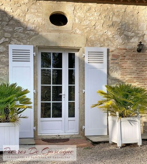 Image No.6-3 Bed House for sale