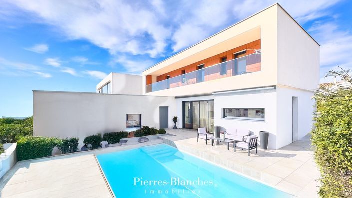 Image No.11-4 Bed House for sale