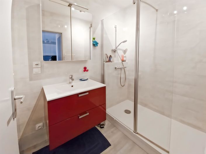 Image No.10-1 Bed Apartment for sale