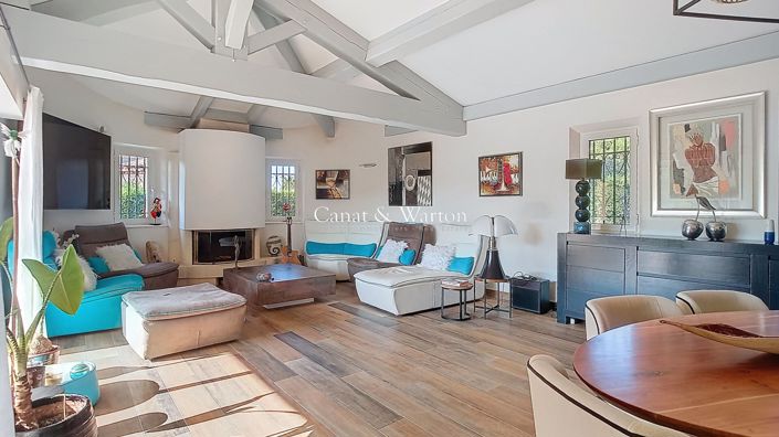 Image No.4-3 Bed Property for sale