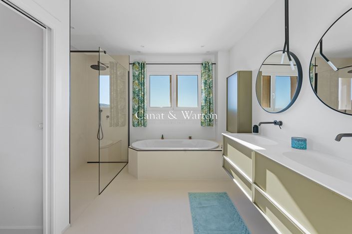 Image No.13-Propriété de 3 chambres à vendre à Les Issambres