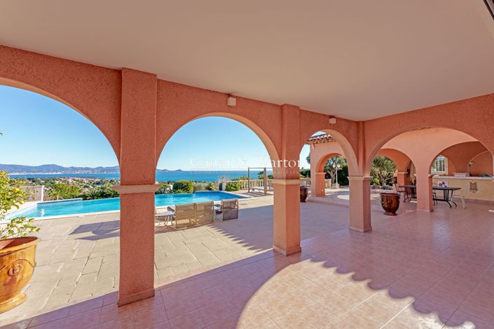 Image No.3-3 Bed Property for sale