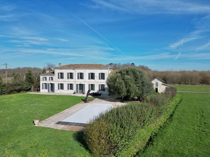 Image No.18-5 Bed House for sale