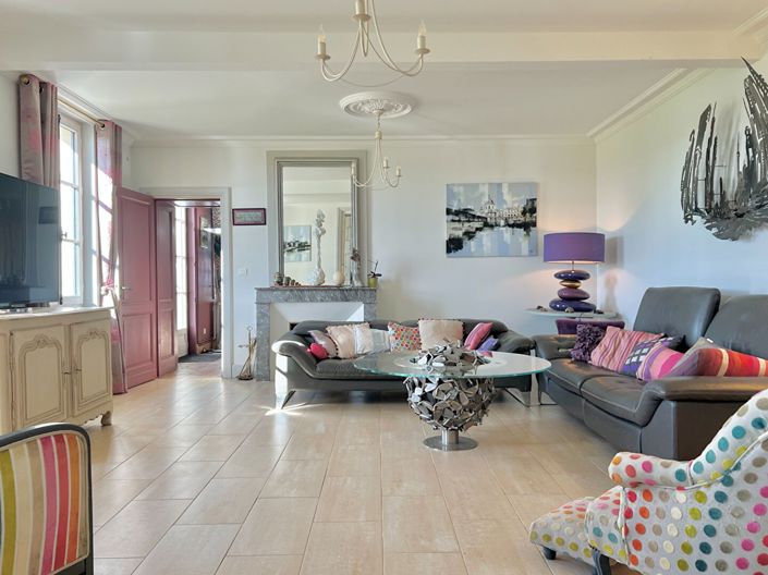 Image No.4-5 Bed House for sale