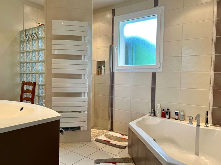 Image No.13-3 Bed House for sale