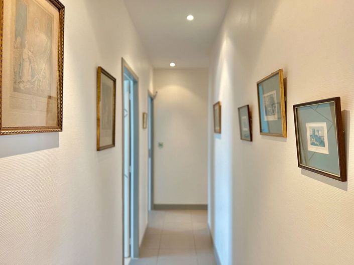 Image No.14-3 Bed House for sale