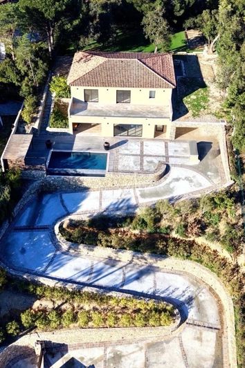 Image No.23-4 Bed House for sale