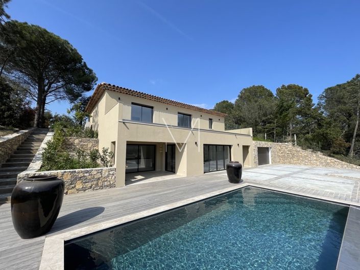 Image No.3-4 Bed House for sale