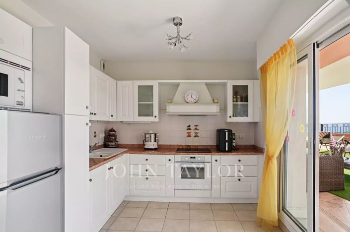 Image No.5-3 Bed Apartment for sale