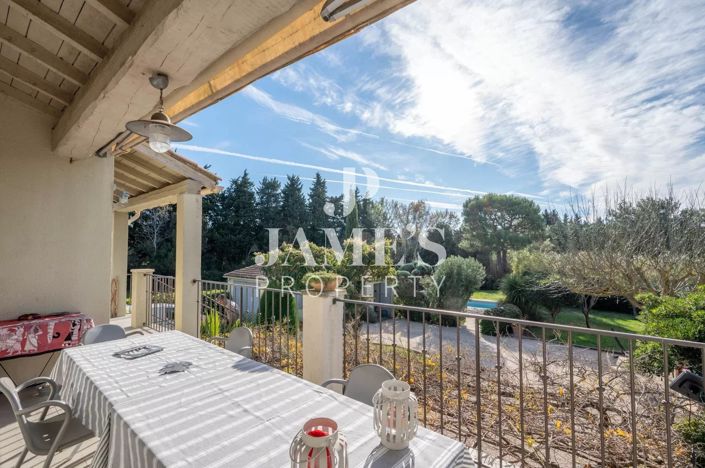 Image No.18-5 Bed House for sale