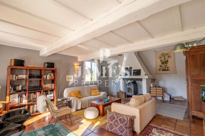 Image No.5-5 Bed House for sale