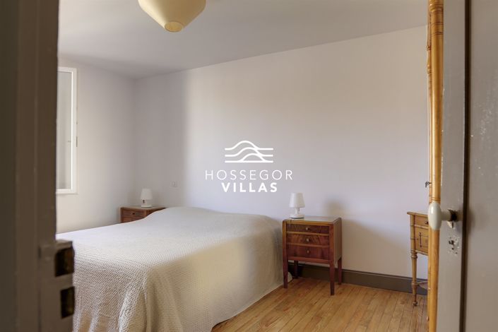 Image No.12-4 Bed House for sale