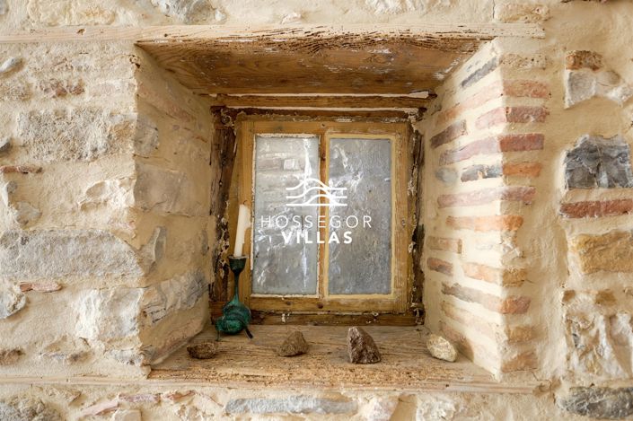 Image No.9-4 Bed House for sale