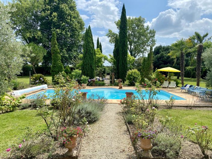 Image No.3-6 Bed House for sale