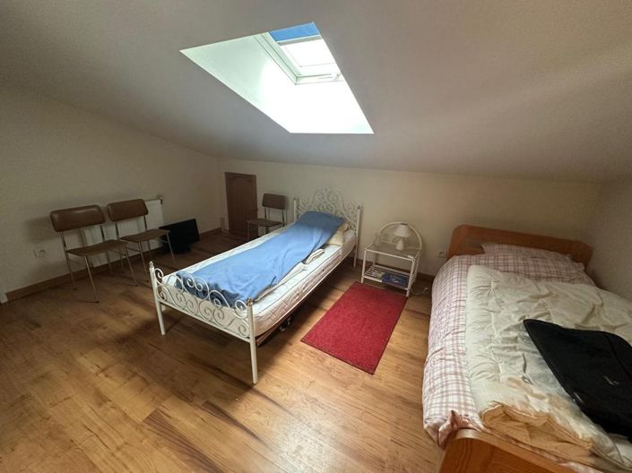 Image No.11-5 Bed House for sale