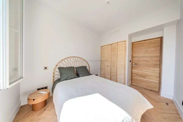 Image No.16-4 Bed House for sale