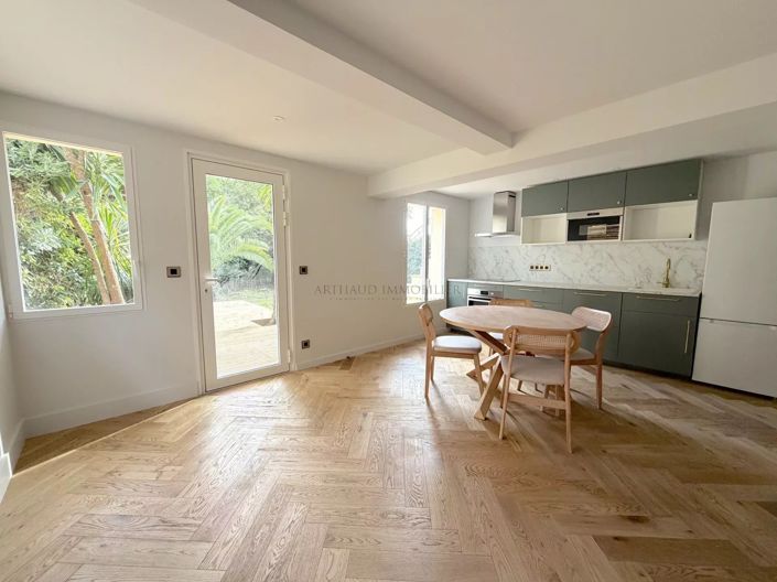 Image No.28-4 Bed House for sale