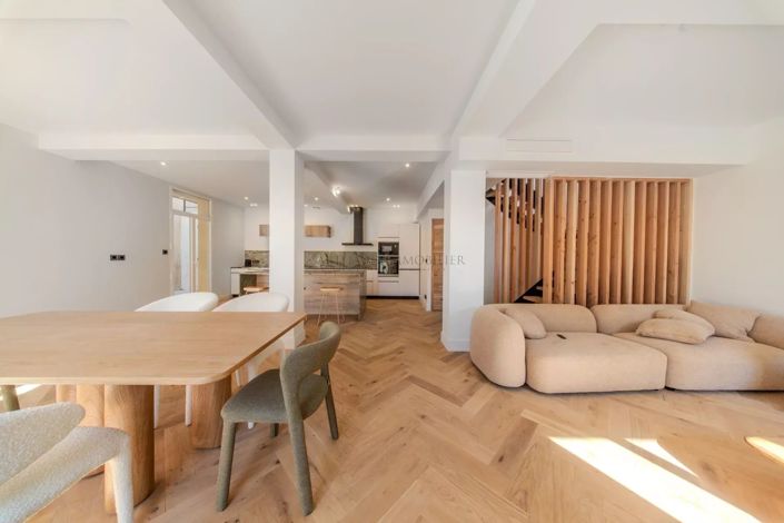 Image No.5-4 Bed House for sale