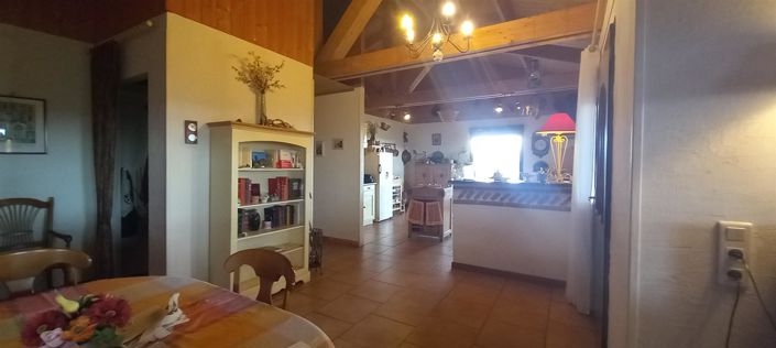 Image No.12-4 Bed House for sale