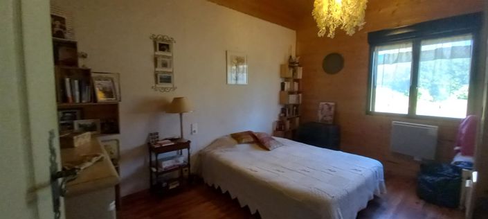 Image No.14-4 Bed House for sale