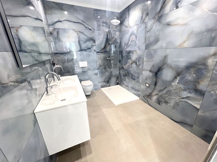 Image No.7-Appartement de 2 chambres à vendre à Beausoleil