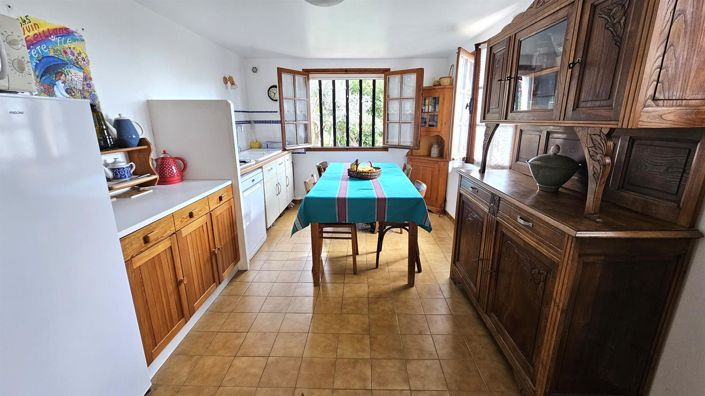 Image No.16-4 Bed House for sale