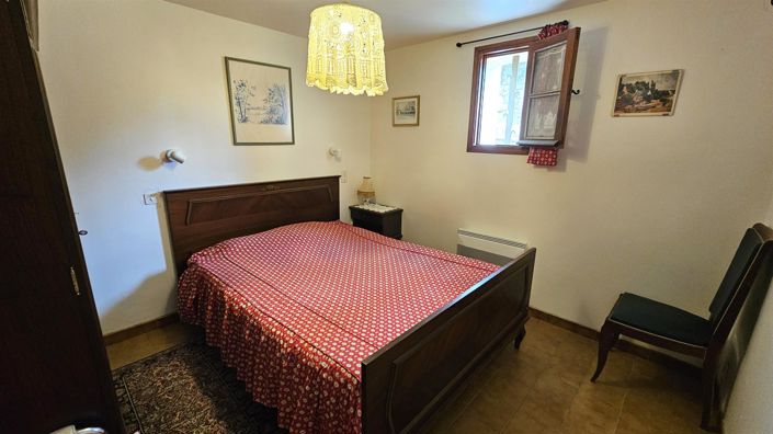 Image No.18-4 Bed House for sale