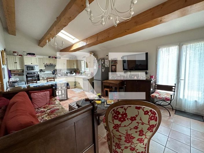 Image No.7-3 Bed House for sale