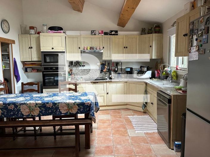 Image No.8-3 Bed House for sale