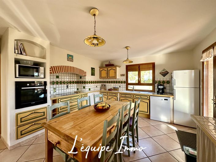 Image No.4-Maison de 5 chambres à vendre à L'Isle-Jourdain