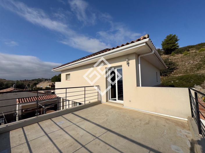 Image No.20-4 Bed House for sale