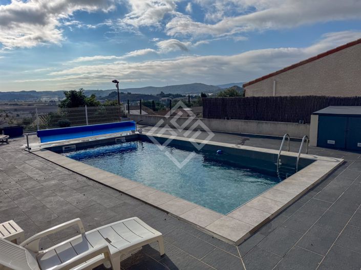 Image No.3-4 Bed House for sale