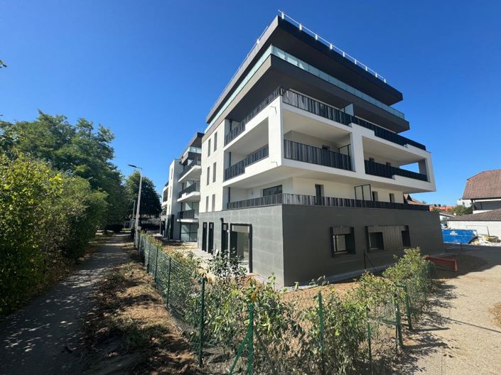 Image No.7-3 Bed Apartment for sale