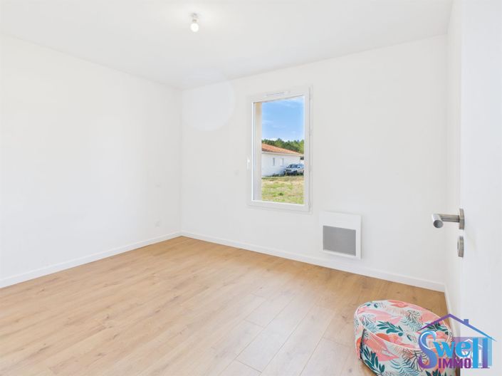 Image No.11-3 Bed House for sale