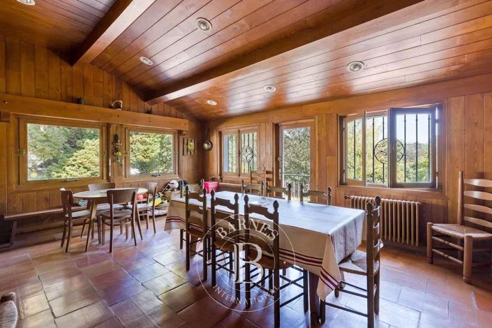 Image No.19-14 Bed House for sale