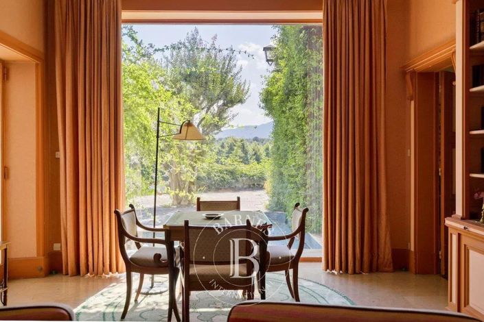 Image No.21-14 Bed House for sale